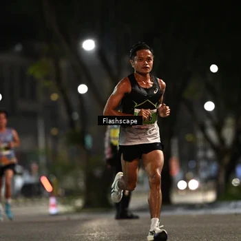Runner Photo 8893214