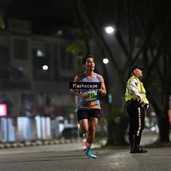 Runner Photo 8893216