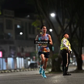 Runner Photo 8893219