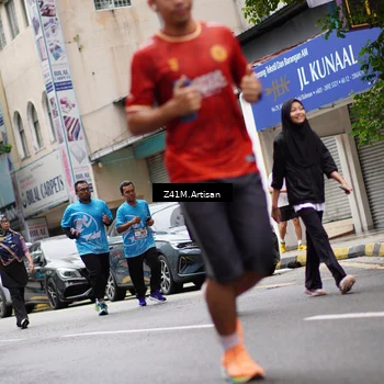 Runner Photo 8893246