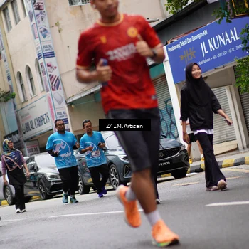 Runner Photo 8893259