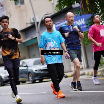 Runner Photo 8893327