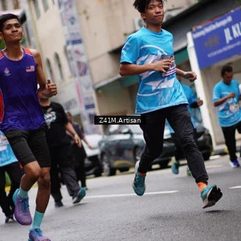 Runner Photo 8893356