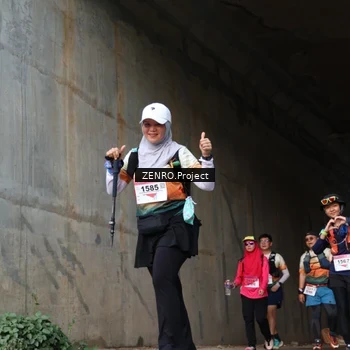 Runner Photo 8893360