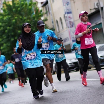 Runner Photo 8893362