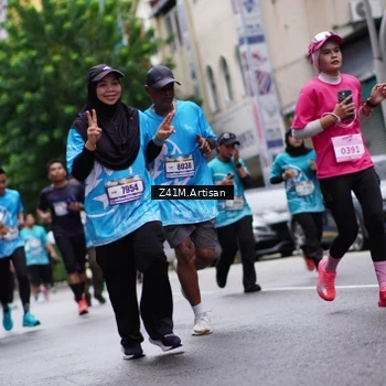 Runner Photo 8893371