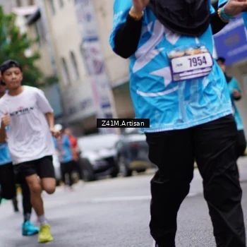 Runner Photo 8893373