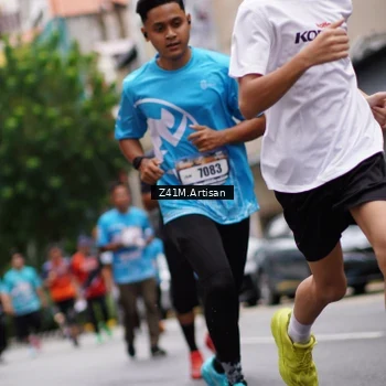 Runner Photo 8893375