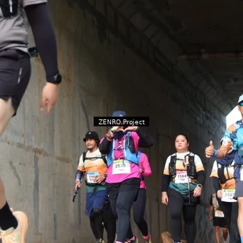 Runner Photo 8893391