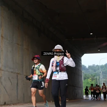 Runner Photo 8893395