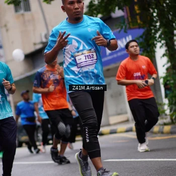Runner Photo 8893397