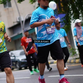 Runner Photo 8893411