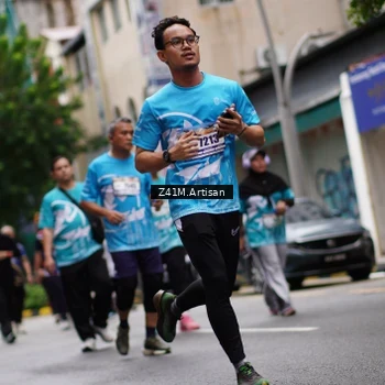 Runner Photo 8893421