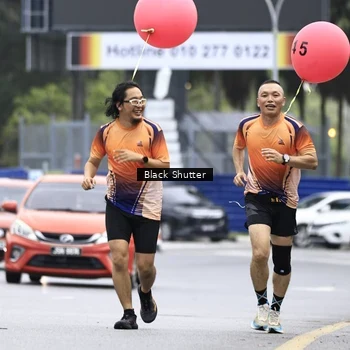 Runner Photo 8893449