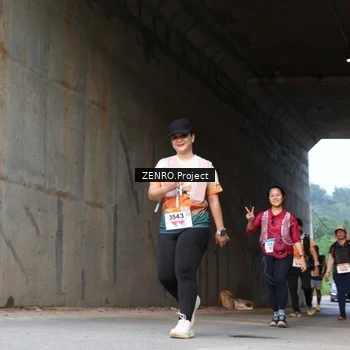 Runner Photo 8893463