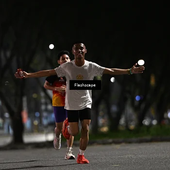Runner Photo 8893477