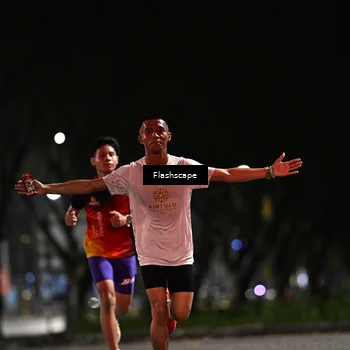 Runner Photo 8893479