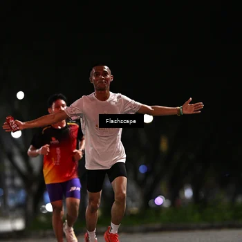 Runner Photo 8893494