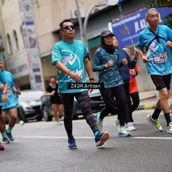 Runner Photo 8893515