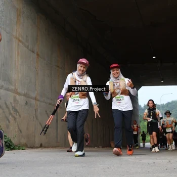 Runner Photo 8893541