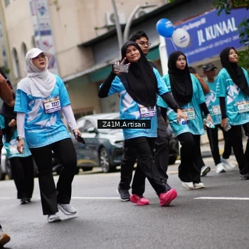 Runner Photo 8893617