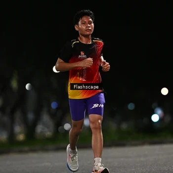 Runner Photo 8893652