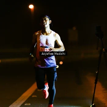 Runner Photo 8893683