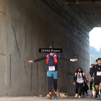 Runner Photo 8893736