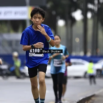 Runner Photo 8893743