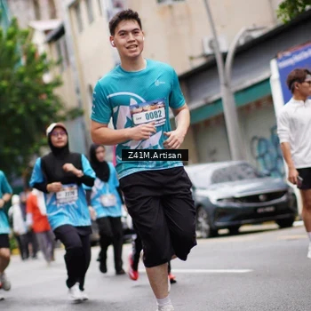 Runner Photo 8893780