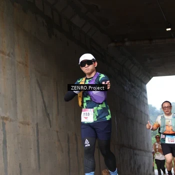 Runner Photo 8893795