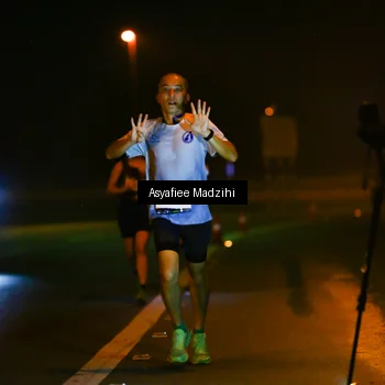 Runner Photo 8893800