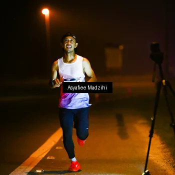 Runner Photo 8893810