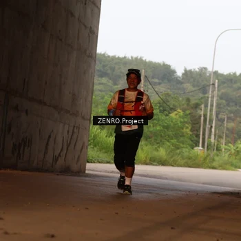 Runner Photo 8893829