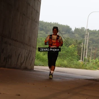 Runner Photo 8893830
