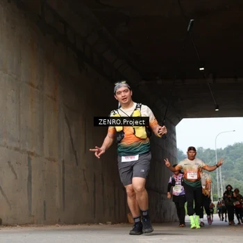 Runner Photo 8893845