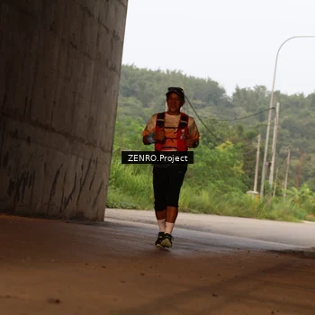 Runner Photo 8893858