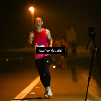 Runner Photo 8893875