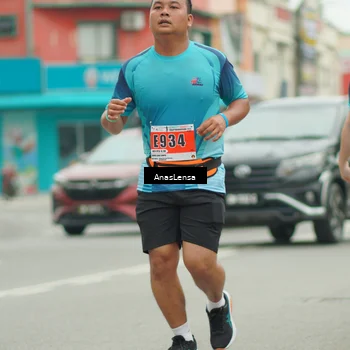 Runner Photo 8893888