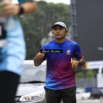 Runner Photo 8893900