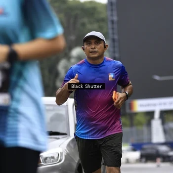 Runner Photo 8893917