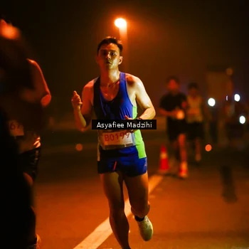 Runner Photo 8893922
