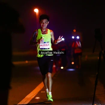 Runner Photo 8893946