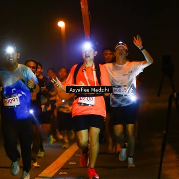 Runner Photo 8893974