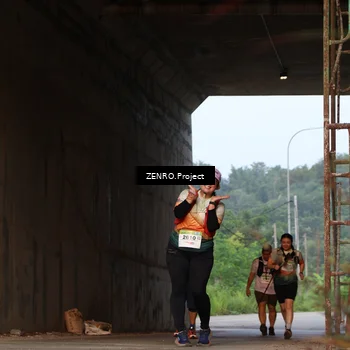 Runner Photo 8894005