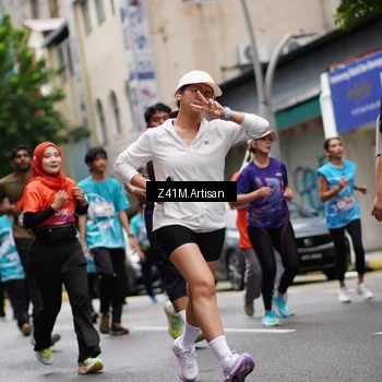 Runner Photo 8894021