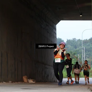 Runner Photo 8894036