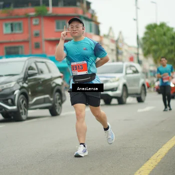Runner Photo 8894068