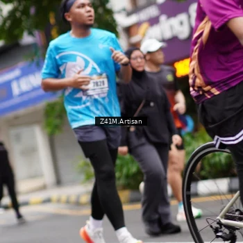 Runner Photo 8894110
