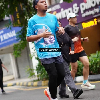 Runner Photo 8894116